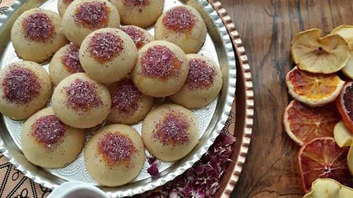 نکات و فوت و فنهای تهیه شیرینی گل سرخ نکات و فوت و فنهای تهیه شیرینی گل سرخ