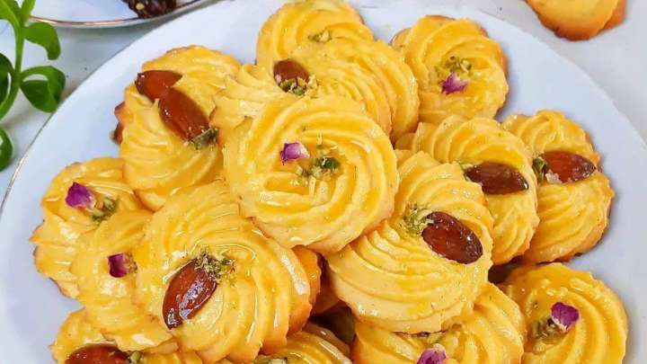 طرز تهیه شیرینی وینی زعفرانی طرز تهیه شیرینی وینی زعفرانی