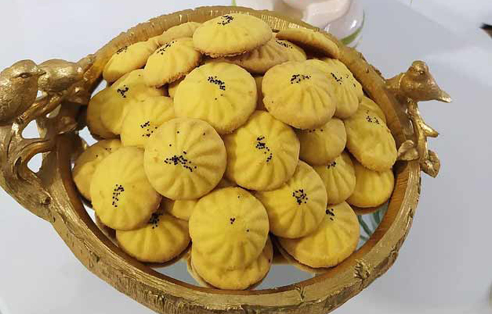 طرز تهیه شیرینی زعفرانی 