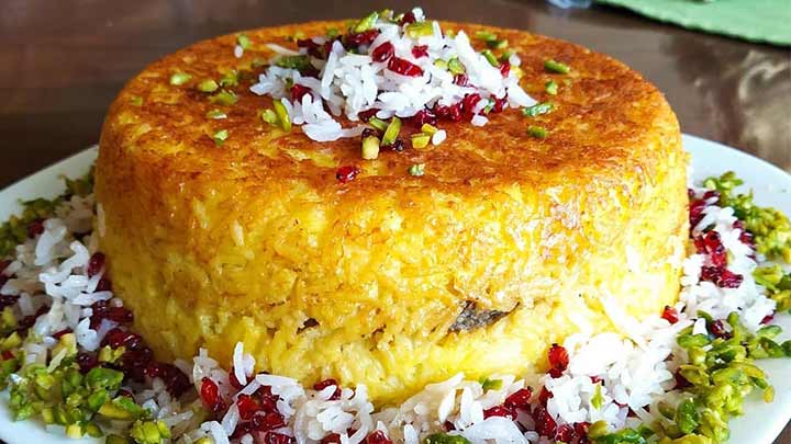 مراحل تهیه ته چین هویج پلو