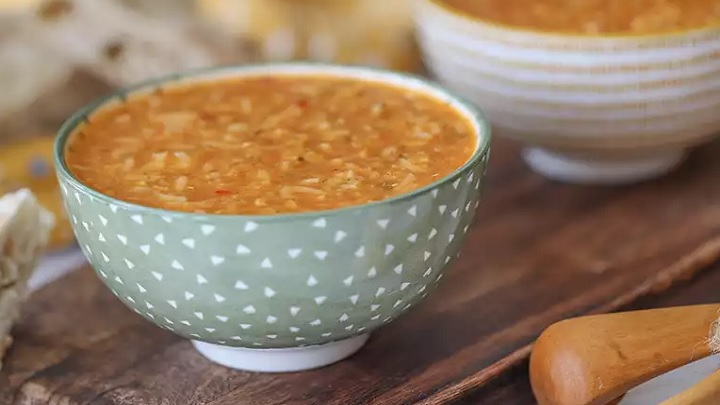 مراحل تهیه سوپ بلغور گندم با عدس مراحل تهیه سوپ بلغور گندم با عدس