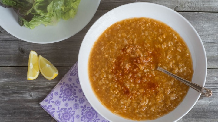 طرز تهیه سوپ بلغور گندم با شیر طرز تهیه سوپ بلغور گندم با شیر