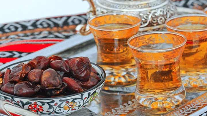 گنجاندن میوه و سالاد در سحری برای درمان بی اشتهایی گنجاندن میوه و سالاد در سحری برای درمان بی اشتهایی