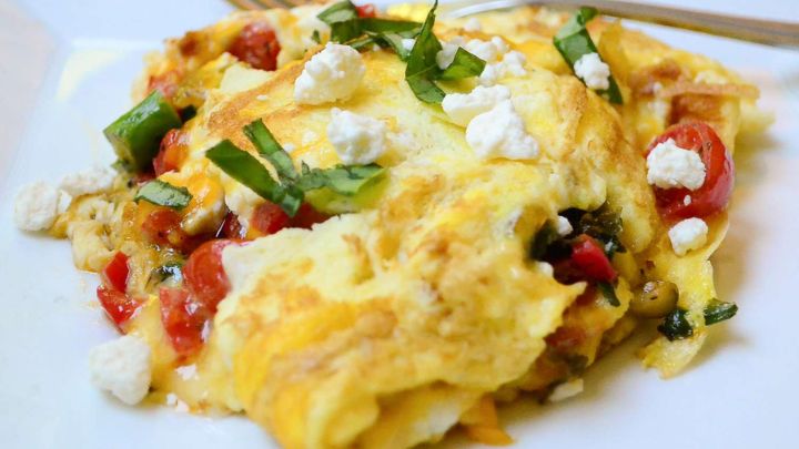 نکات و فوت و فنهای تهیه املت مارچوبه (املت یونانی) نکات و فوت و فنهای تهیه املت مارچوبه (املت یونانی)