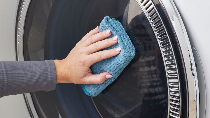نحوه تمیز کردن ماشین لباسشویی درب جلو