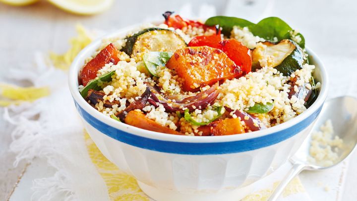 نکات و فوت و فن‌های تهیه سالاد سبزیجات کبابی با کوسکوس