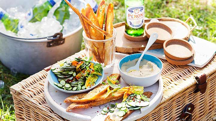 وسایل آشپزی از وسایل ضروری پیک نیک کم هزینه برای مسافرت عید نوروز وسایل آشپزی از لوازم ضروری پیک نیک کم هزینه برای مسافرت عید نوروز