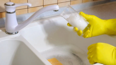 ترفند پاک کردن لکه زرد استکان