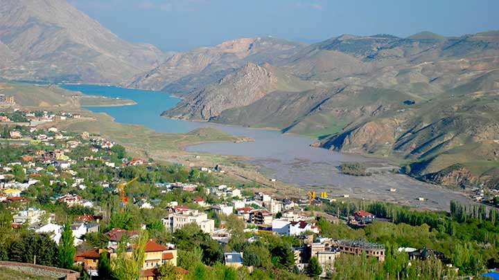 لواسان از جاهای دیدنی اطراف تهران