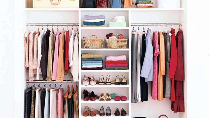 مراحل مرتب کردن کمد لباس در خانه تکانی