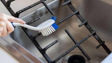 ترفندهای تمیز کردن میله‌های اجاق گاز