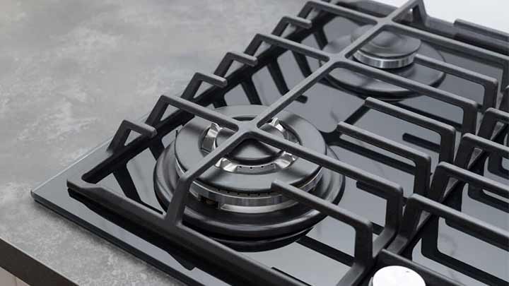 تمیز کردن میله های اجاق گاز با استفاده از محلول آمونیاک