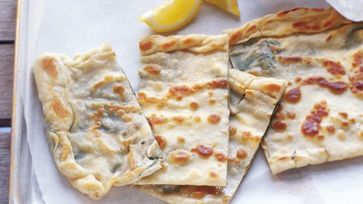 مراحل تهیه گوزلمه ترکیه‌ای