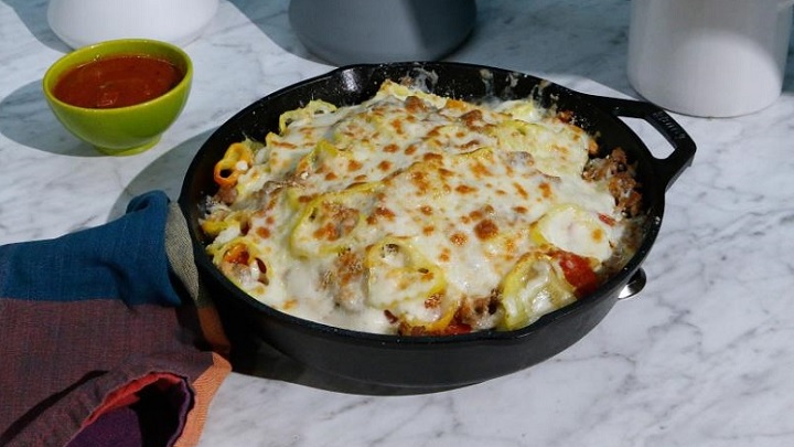 نکات و فوت و فنهای تهیه سوسیس پنیری نکات و فوت و فنهای تهیه سوسیس پنیری