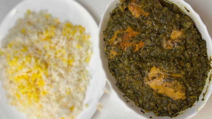 مراحل تهیه قلیه مرغ مراحل تهیه قلیه مرغ