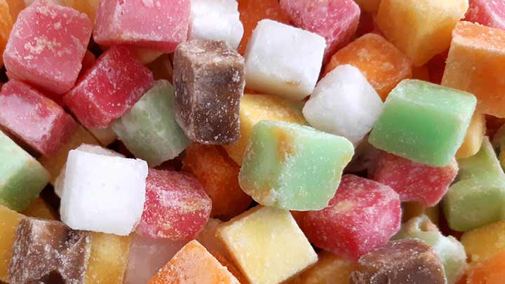 مراحل تهیه قند رنگی خانگی مراحل تهیه قند رنگی خانگی