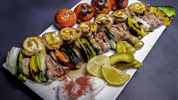 مراحل تهیه کباب قفقازی مراحل تهیه کباب قفقازی