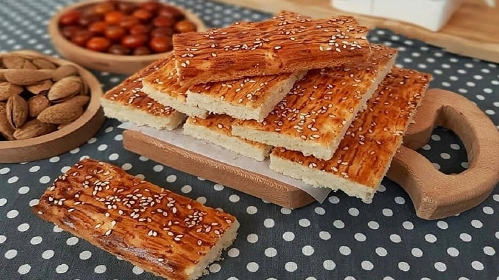 مراحل تهیه نان قندی با ماست مراحل تهیه نان قندی با ماست