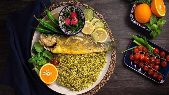 مراحل تهیه سبزی پلو با سبزی خشک مراحل تهیه سبزی پلو با سبزی خشک