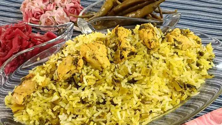 طرز تهیه سیر پلو با مرغ طرز تهیه سیر پلو با مرغ