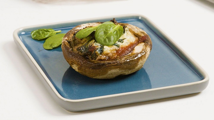 طرز تهیه قارچ شکم پر با اسفناج