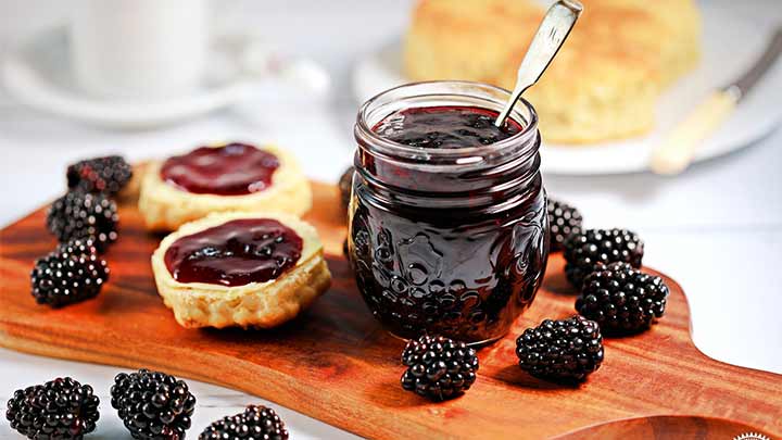 نکات و فوت و فن‌های تهیه مارمالاد توت سیاه
