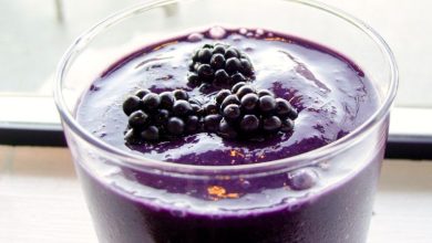 طرز تهیه اسموتی توت سیاه؛ ساده و خوشمزه
