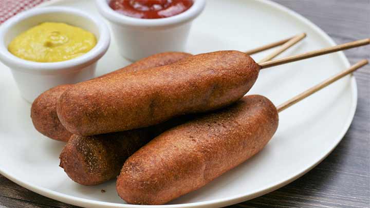 نکات و فوت و فنهای تهیه کورن داگ نکات و فوت و فنهای تهیه کورن داگ