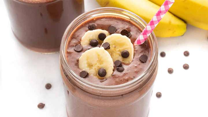 اسموتی شکلات تلخ، موز و گردو اسموتی شکلات تلخ، موز و گردو