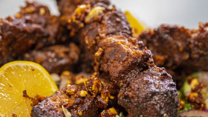 مراحل تهیه کباب گوشت با ریواس