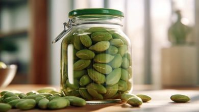 طرز تهیه ترشی چغاله‌ بادام؛ راحت و خوشمزه