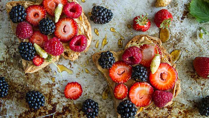 مبارزه با آلزایمر با مصرف توت