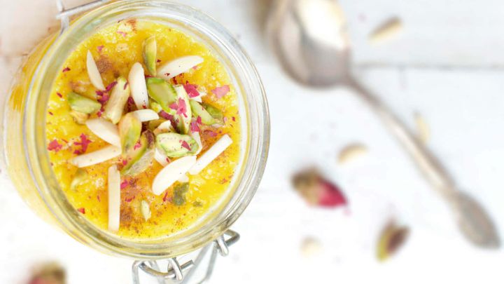 طرز تهیه فرنی زعفرانی