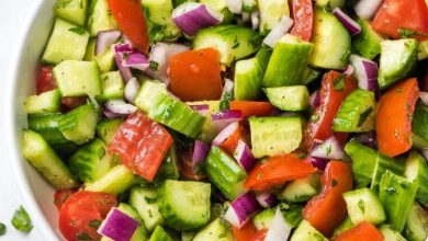 طرز تهیه سالاد شیرازی با گوجه سبز؛ ساده و خوشمزه