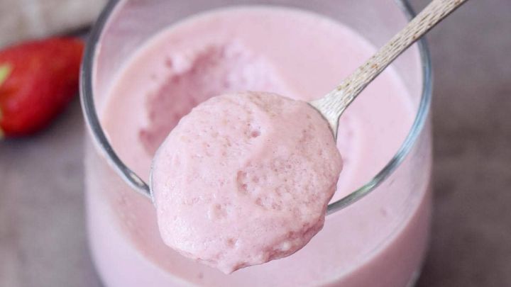 طرز تهیه موس توت فرنگی