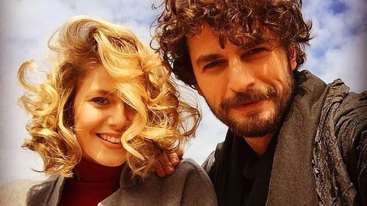 ترانه زندگی از بهترین سریالهای عاشقانه ترکی ترانه زندگی از بهترین سریالهای عاشقانه ترکی