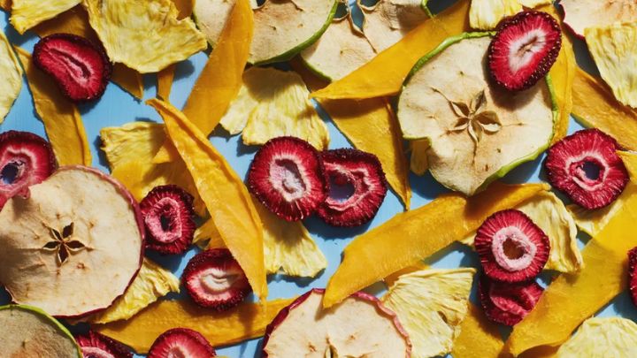 یک بمب مغذی: مزیت خشک‌کردن میوه‌ها