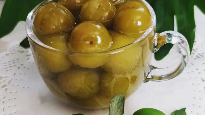 کمپوت گوجه سبز کمپوت گوجه سبز