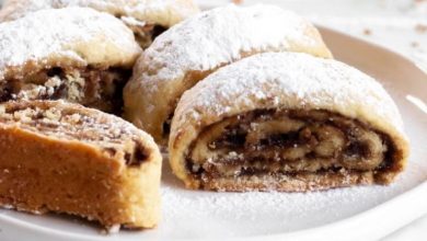 طرز تهیه رولت خرما با گردو؛ مقوی و خوشمزه