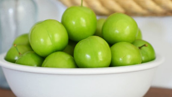 فرق گوجه سبز و آلوچه