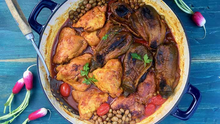 مراحل تهیه غوره مسما گیلانی مراحل تهیه غوره مسما گیلانی