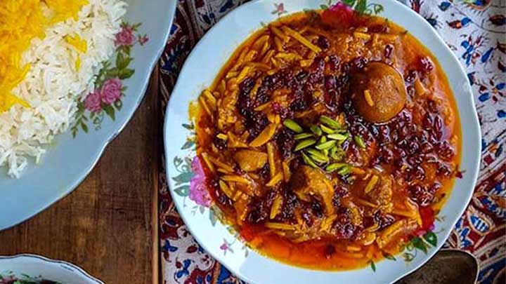 مراحل تهیه خورشت خلال مراحل تهیه خورشت خلال