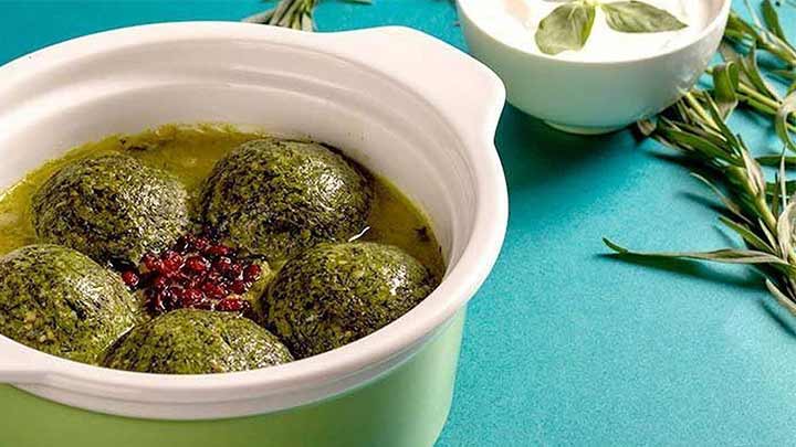 مراحل تهیه کوفته سبزی شیرازی