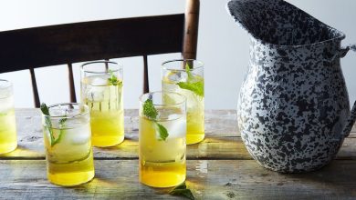 طرز تهیه شربت عرق کاسنی؛ ساده و ضدعطش