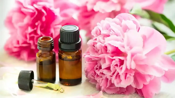 بهبود عملکرد گوارش با روغن گل محمدی بهبود عملکرد گوارش با روغن گل محمدی