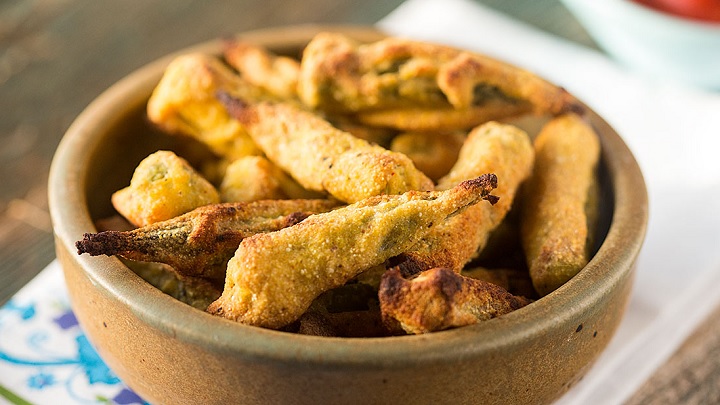 آرد سوخاری را آماده کنید برای بامیه سوخاری