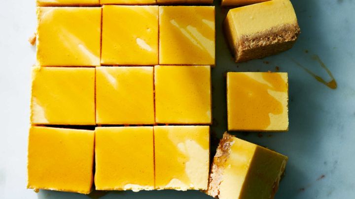 مراحل تهیه چیز کیک طالبی مراحل تهیه چیز کیک طالبی