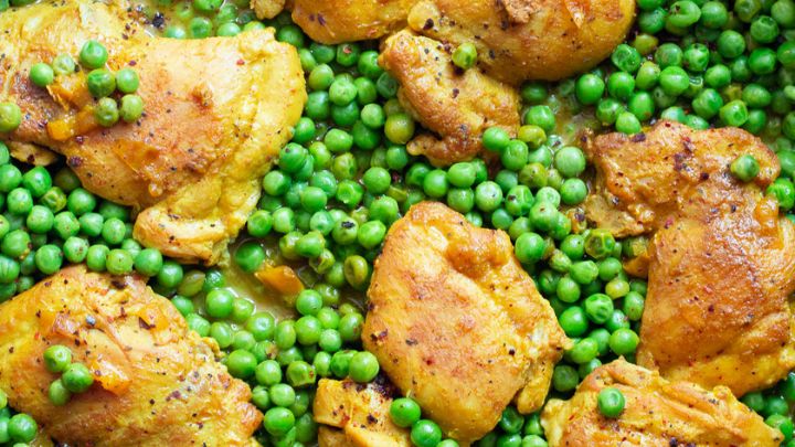 نکات و فوت و فن‌های تهیه خوراک مرغ و نخود فرنگی