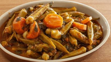 طرز تهیه خوراک بامیه با گوجه و سیب زمینی؛ ساده و خوشمزه