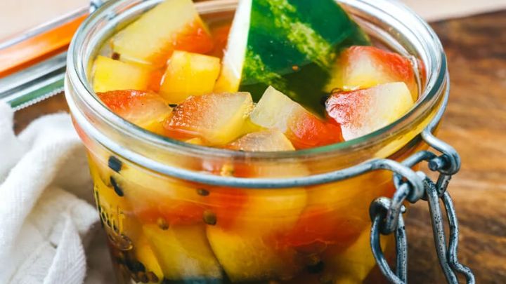 طرز تهیه ترشی پوست هندوانه طرز تهیه ترشی پوست هندوانه